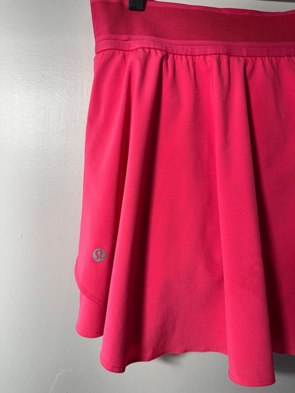 Lululemon Court Rival High-Rise Skirt Lip Gloss Size 8 - Picture 9 of 16